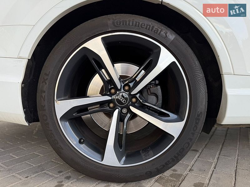 Внедорожник / Кроссовер Audi SQ7 2017 в Киеве фото 24 Внедорожник / Кроссовер Audi SQ7 2017 в Киеве