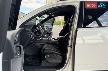 Внедорожник / Кроссовер Audi SQ7 2017 в Киеве фото 61 Внедорожник / Кроссовер Audi SQ7 2017 в Киеве
