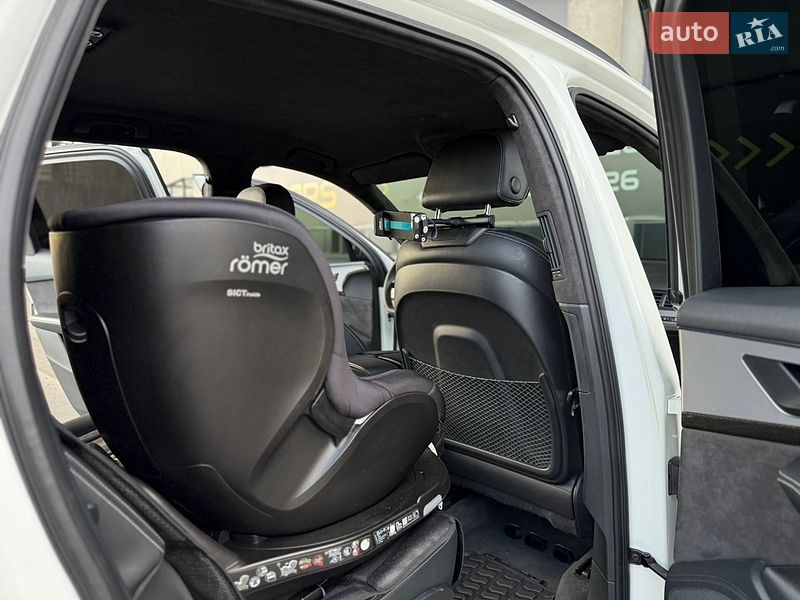 Внедорожник / Кроссовер Audi SQ7 2017 в Киеве фото 83 Внедорожник / Кроссовер Audi SQ7 2017 в Киеве