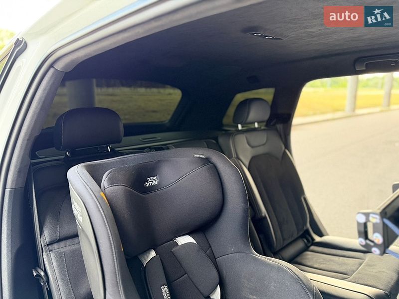 Внедорожник / Кроссовер Audi SQ7 2017 в Киеве фото 85 Внедорожник / Кроссовер Audi SQ7 2017 в Киеве