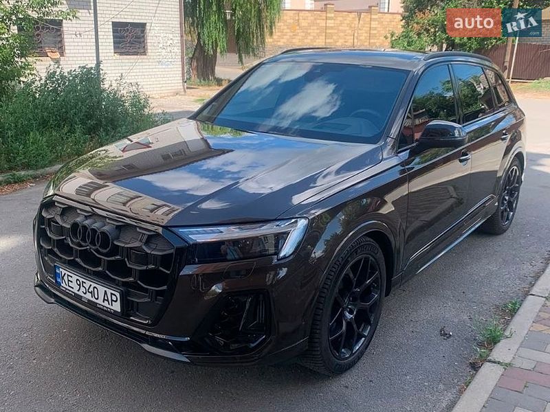 Позашляховик / Кросовер Audi SQ7 2024 в Дніпрі фото 2 Позашляховик / Кросовер Audi SQ7 2024 в Дніпрі