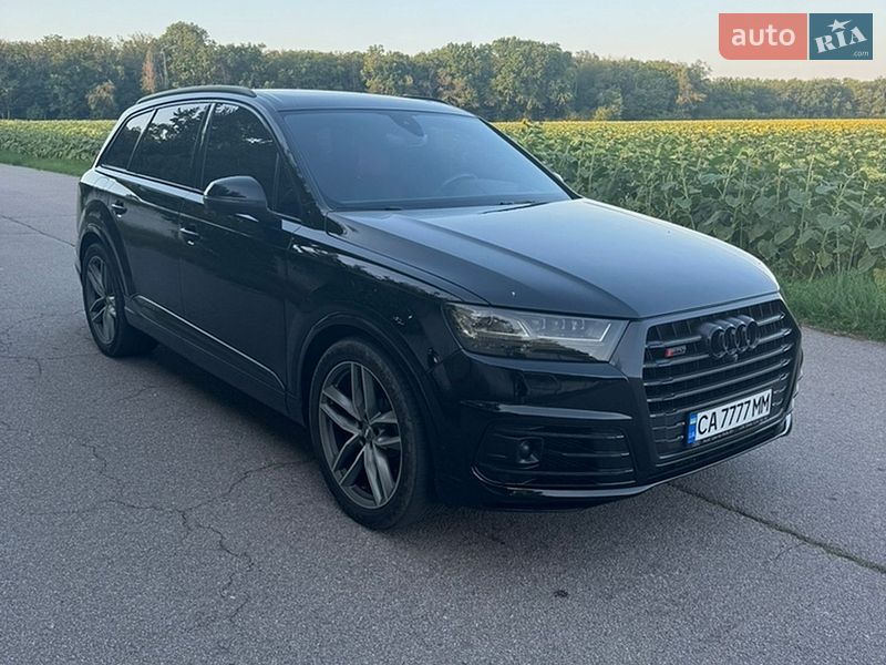 Внедорожник / Кроссовер Audi SQ7 2017 в Умани