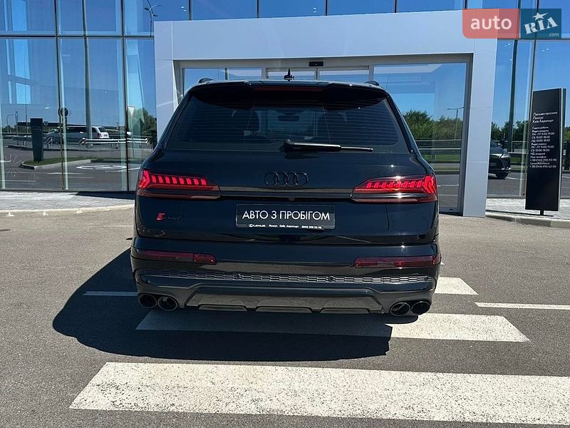Позашляховик / Кросовер Audi SQ7 2021 в Києві