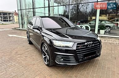 Audi SQ7  2018