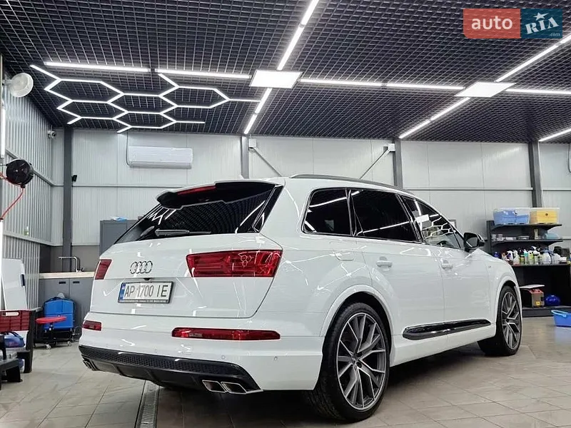 Audi SQ7