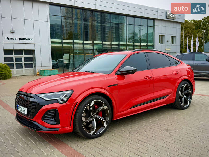 Audi SQ8 e-tron