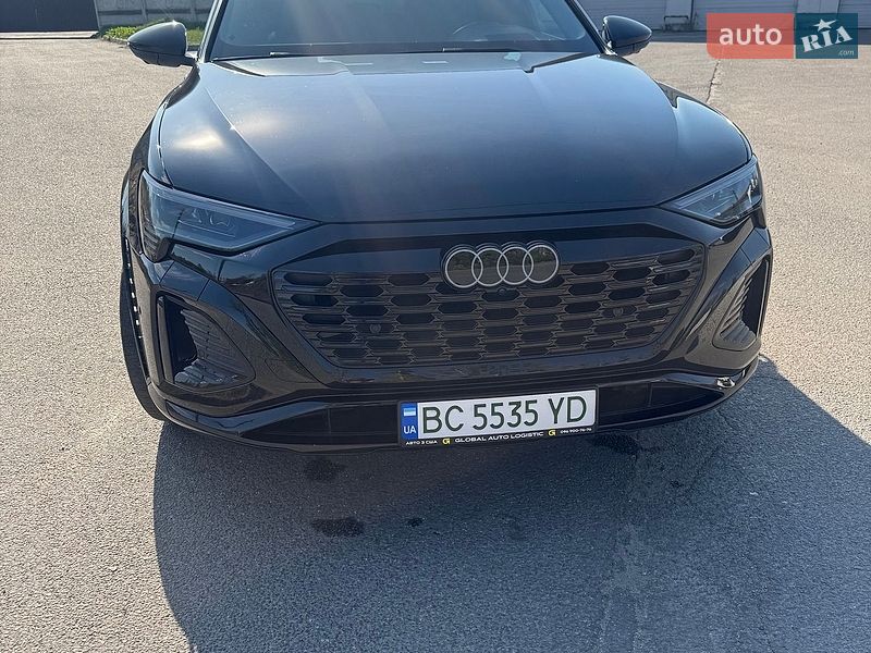 Audi SQ8 e-tron