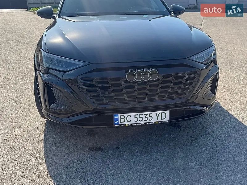 Audi SQ8 e-tron
