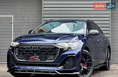 Audi SQ8  2021