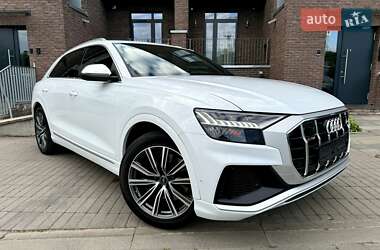 Audi SQ8  2023