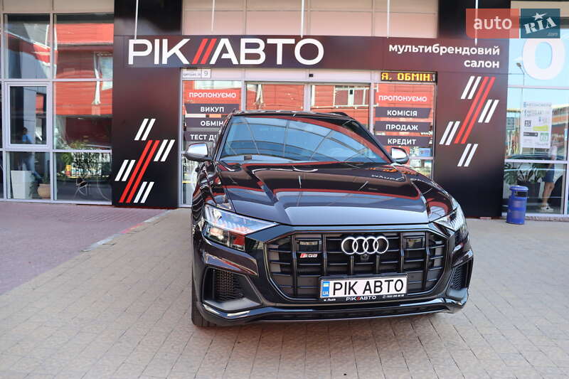 Audi SQ8