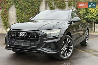 Audi SQ8  2019