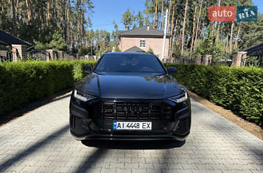 Audi SQ8  2021