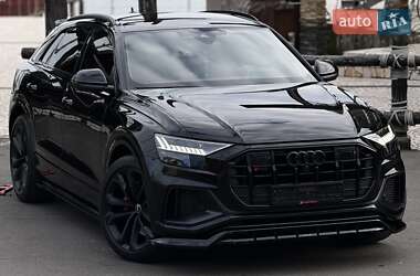Audi SQ8  2023