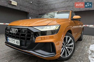 Audi SQ8  2021