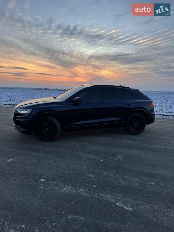 Audi SQ8
