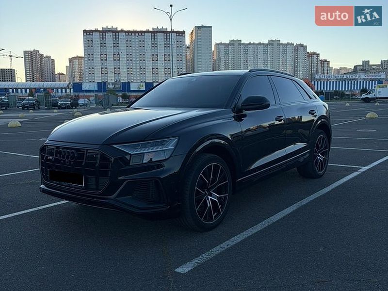 Audi SQ8