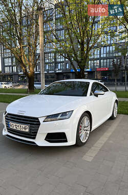 Audi TT S  2016