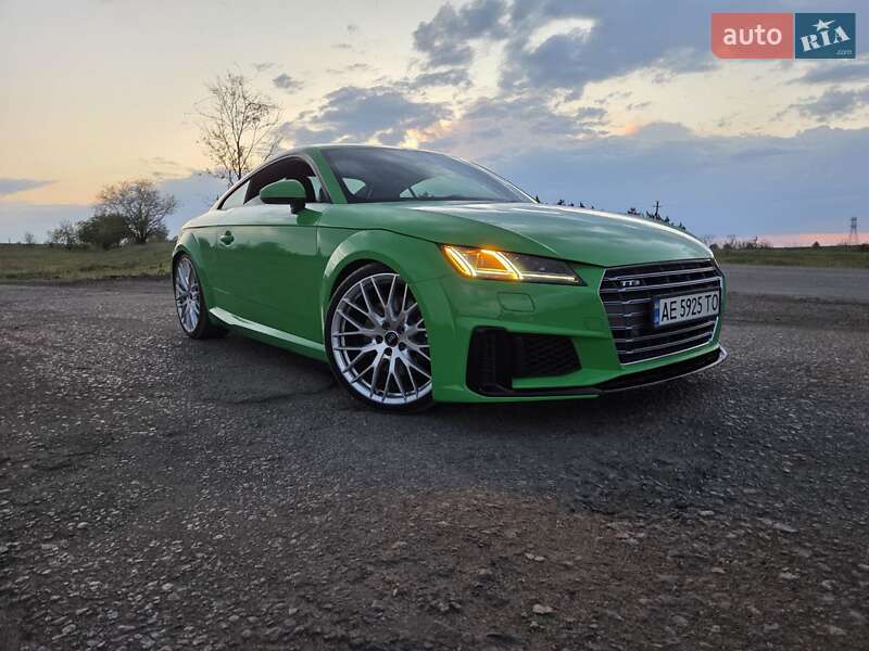 Audi TT S
