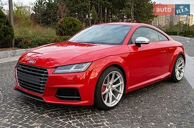 Audi TT S  2016