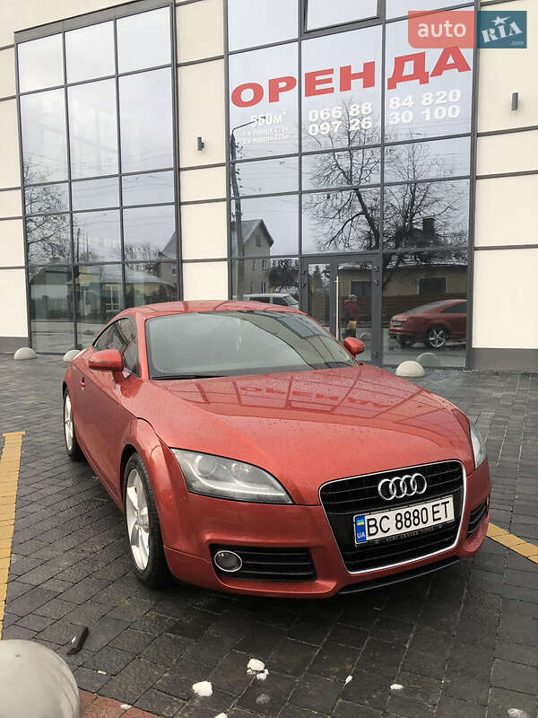 Audi TT 2011