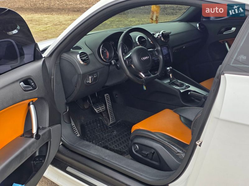 Купе Audi TT 2010 в Дніпрі фото 20 Купе Audi TT 2010 в Дніпрі