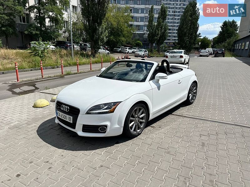 Audi TT 2011 Audi TT 2011