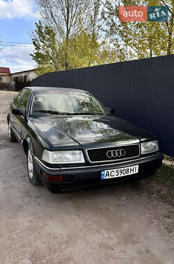 Audi V8  1992