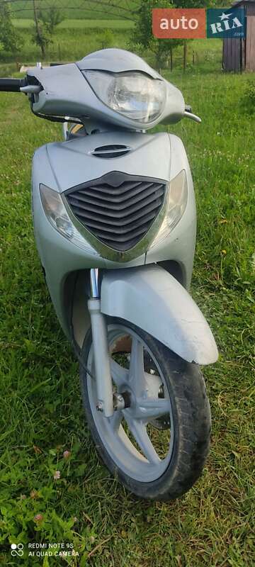 Скутер Auto Moto 150СС 2002 в Бережанах