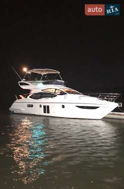 Моторна яхта Azimut Flybridge-Range 2011 в Києві