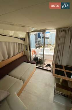 Моторна яхта Azimut Flybridge-Range 2011 в Києві