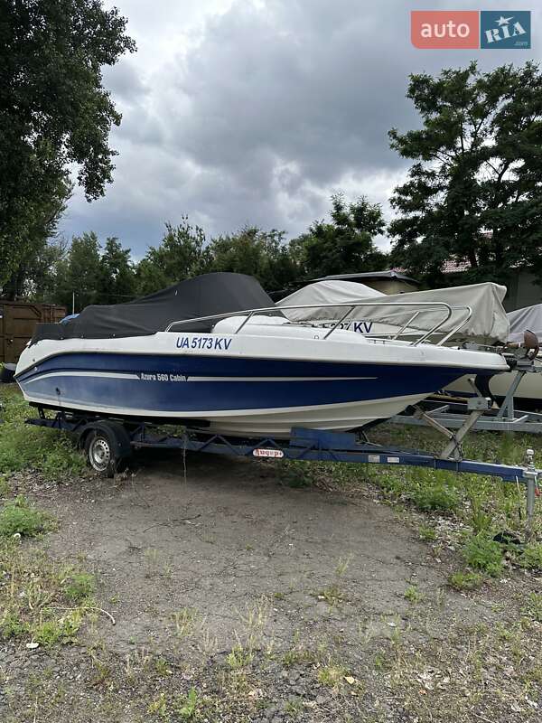 Azura 560