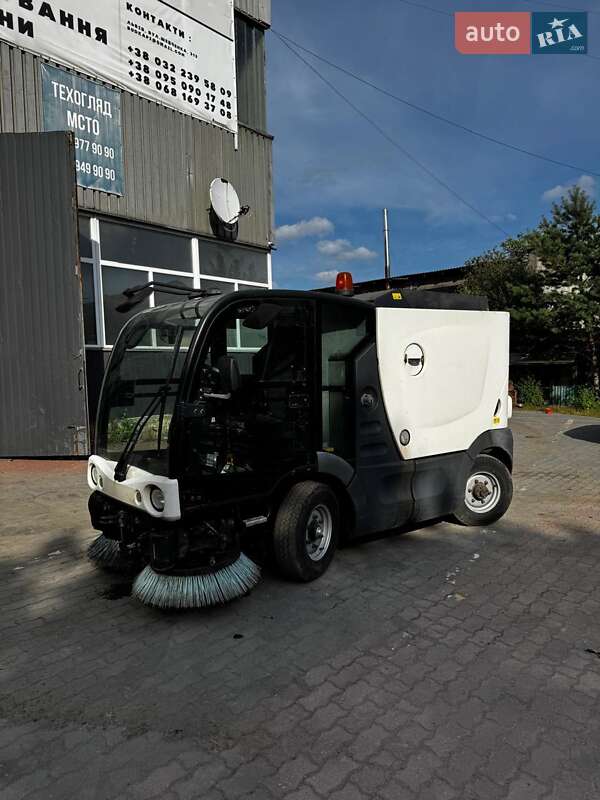 Azura MC 200