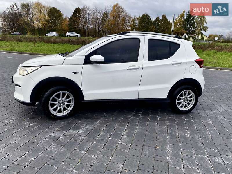Внедорожник / Кроссовер BAIC EC3 2018 в Черкассах фото 4 Внедорожник / Кроссовер BAIC EC3 2018 в Черкассах