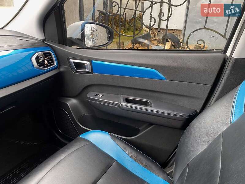 Внедорожник / Кроссовер BAIC EC3 2018 в Черкассах фото 12 Внедорожник / Кроссовер BAIC EC3 2018 в Черкассах