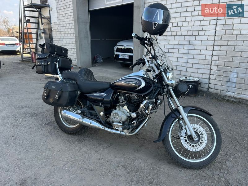 Мотоцикл Круізер Bajaj Avenger