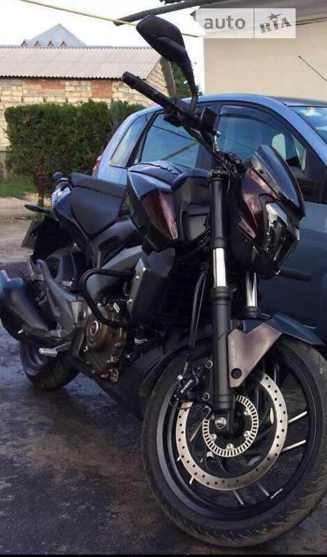 Мотоцикл Туризм Bajaj Dominar 400