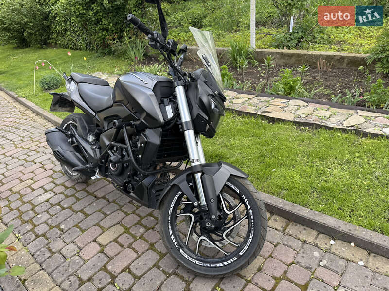 Bajaj Dominar 400