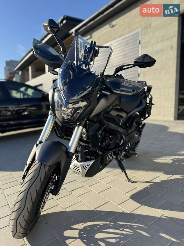 Мотоцикл Спорт-туризм Bajaj Dominar 400