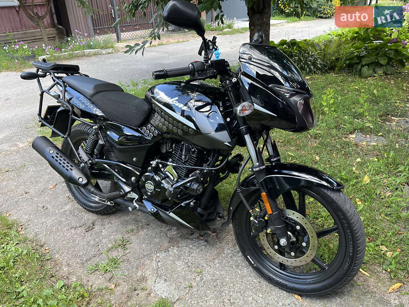 Мото Bajaj Pulsar 180