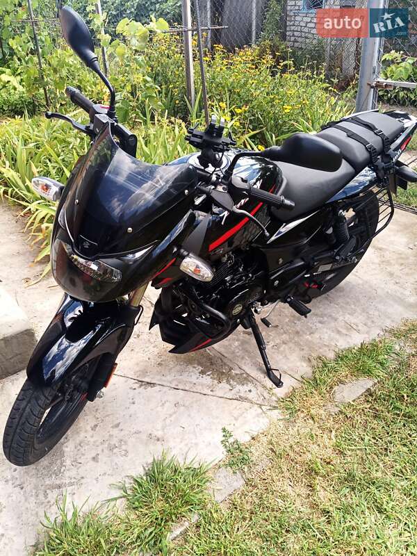 Мото Bajaj Pulsar 180