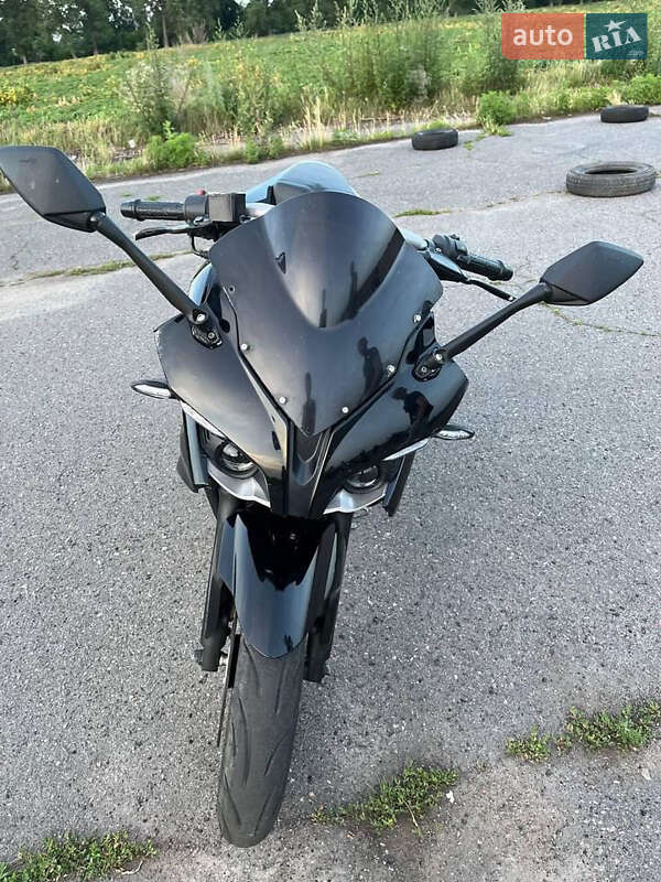 Мотоцикл Многоцелевой (All-round) Bajaj Pulsar RS200