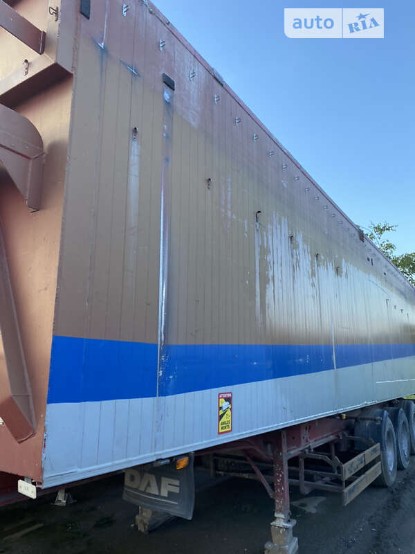 Зерновоз - напівпричіп Benalu T