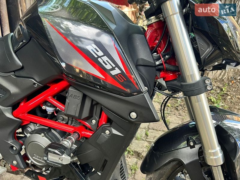 Грузовые мотороллеры, мотоциклы, скутеры, мопеды Benelli 251S 2020 в Александрие фото 3 Грузовые мотороллеры, мотоциклы, скутеры, мопеды Benelli 251S 2020 в Александрие