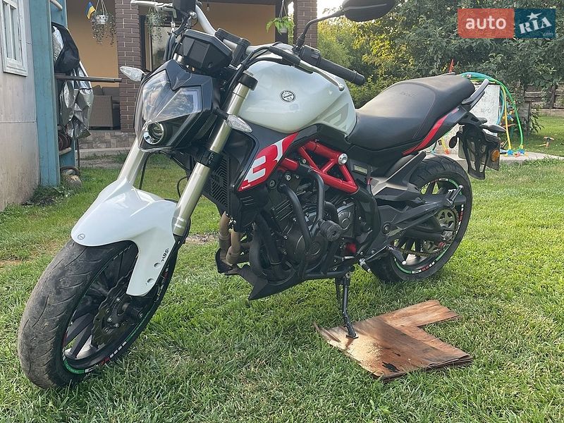 Мотоцикл Без обтекателей (Naked bike) Benelli 302S 2019 в Умани