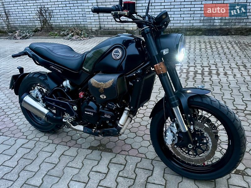 Benelli Leoncino 500