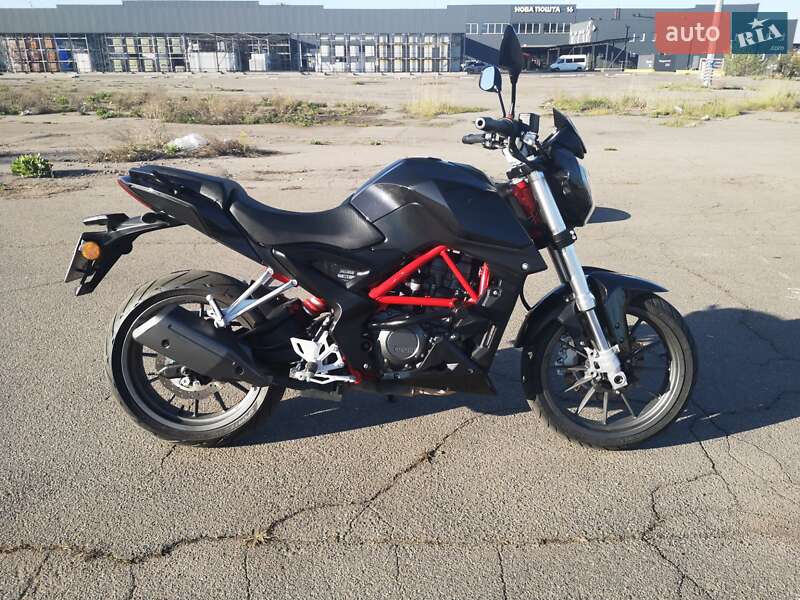 Benelli TNT 25