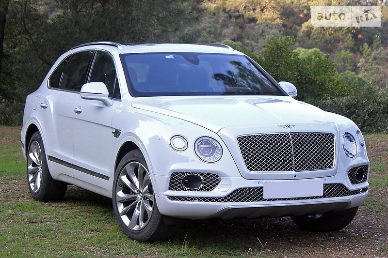 Bentley Bentayga 2017 года