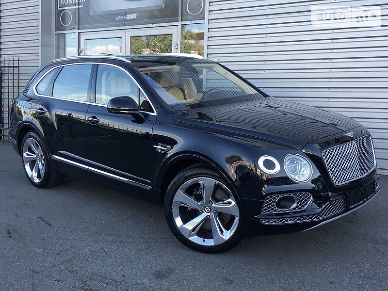 Bentley Bentayga 2017 года