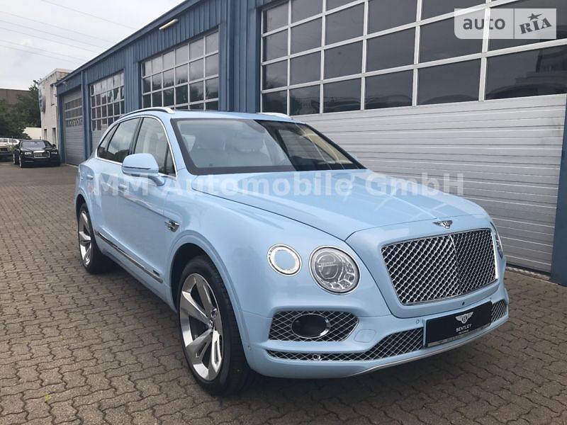 Bentley Bentayga 2017 года